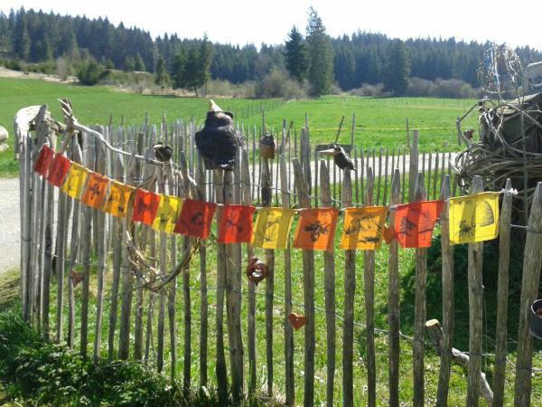 Gebetsfähnchen rot/orange M