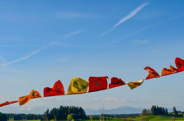 Gebetsfähnchen rot/orange M